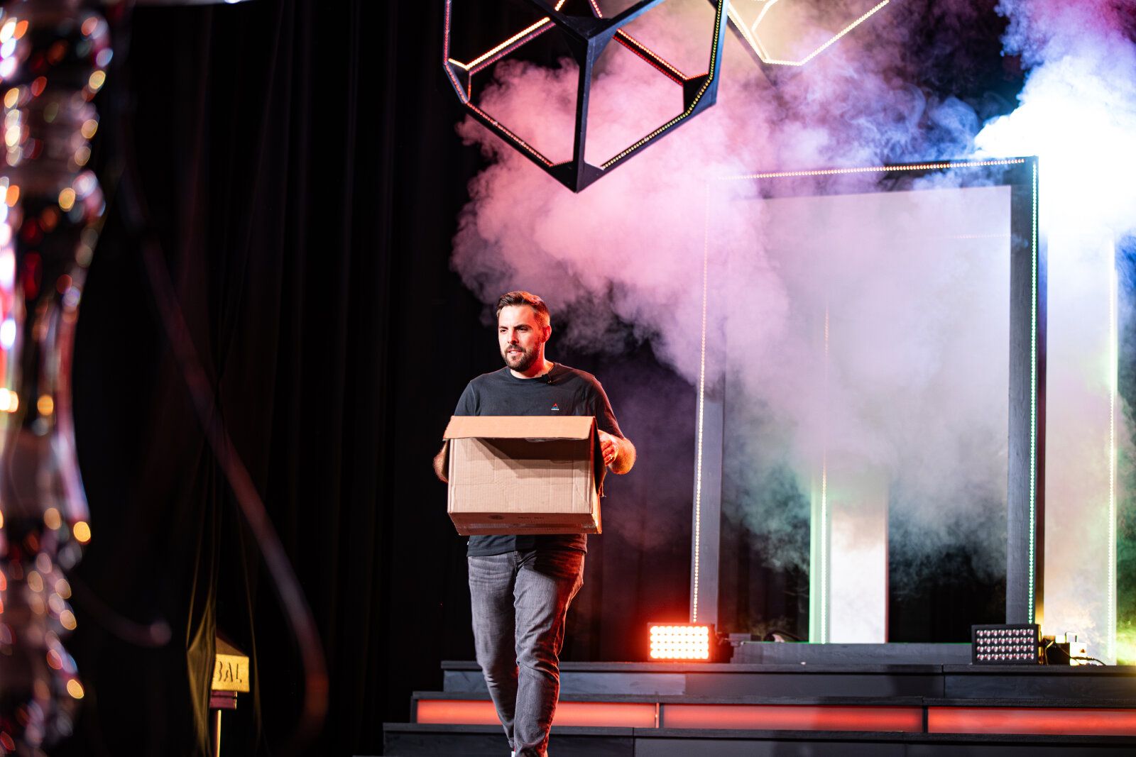 First image from Joe Dixon